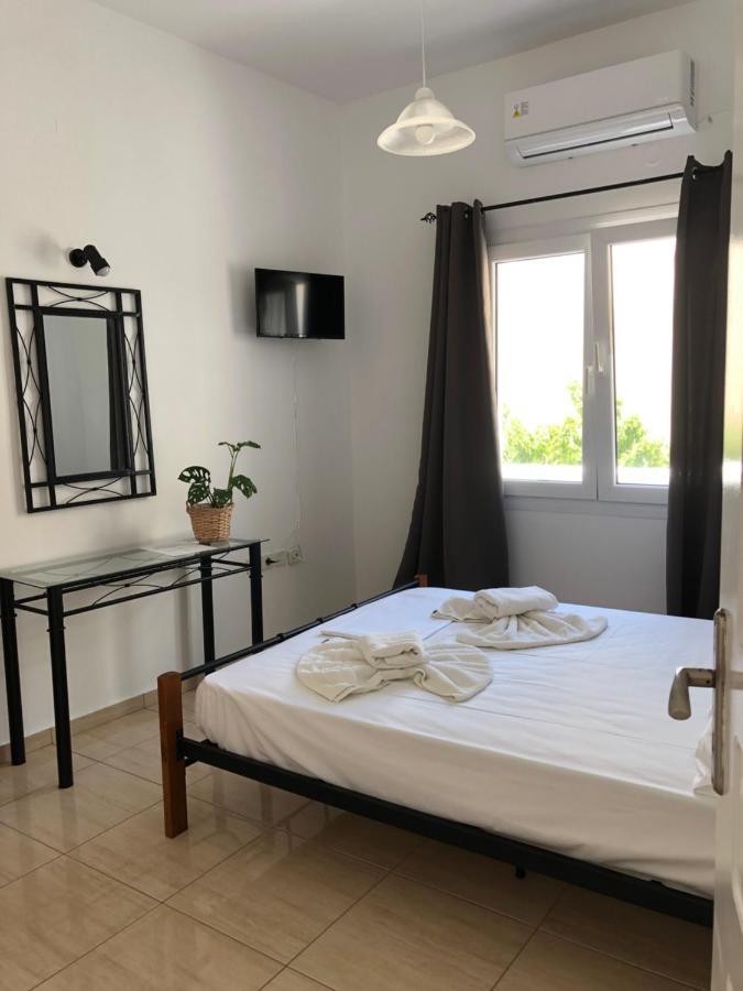 Moschoula Studios Plaka Plaka  Экстерьер фото
